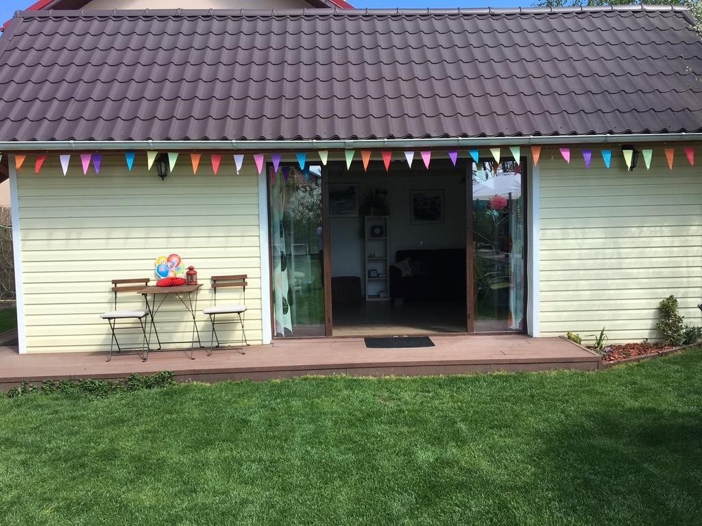 Happy Place - Casuta Galbena Domnesti  Exterior photo