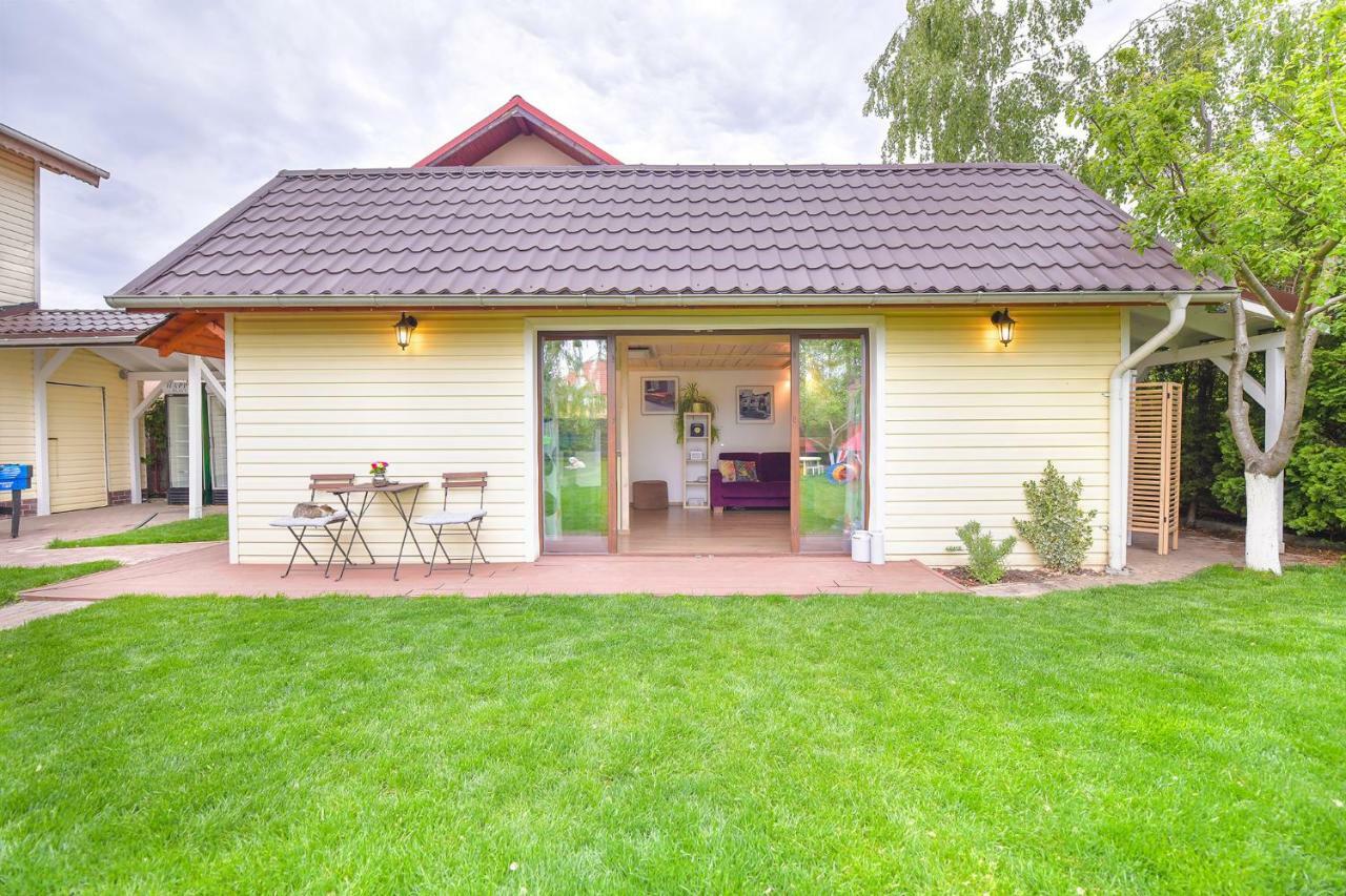 Happy Place - Casuta Galbena Domnesti  Exterior photo